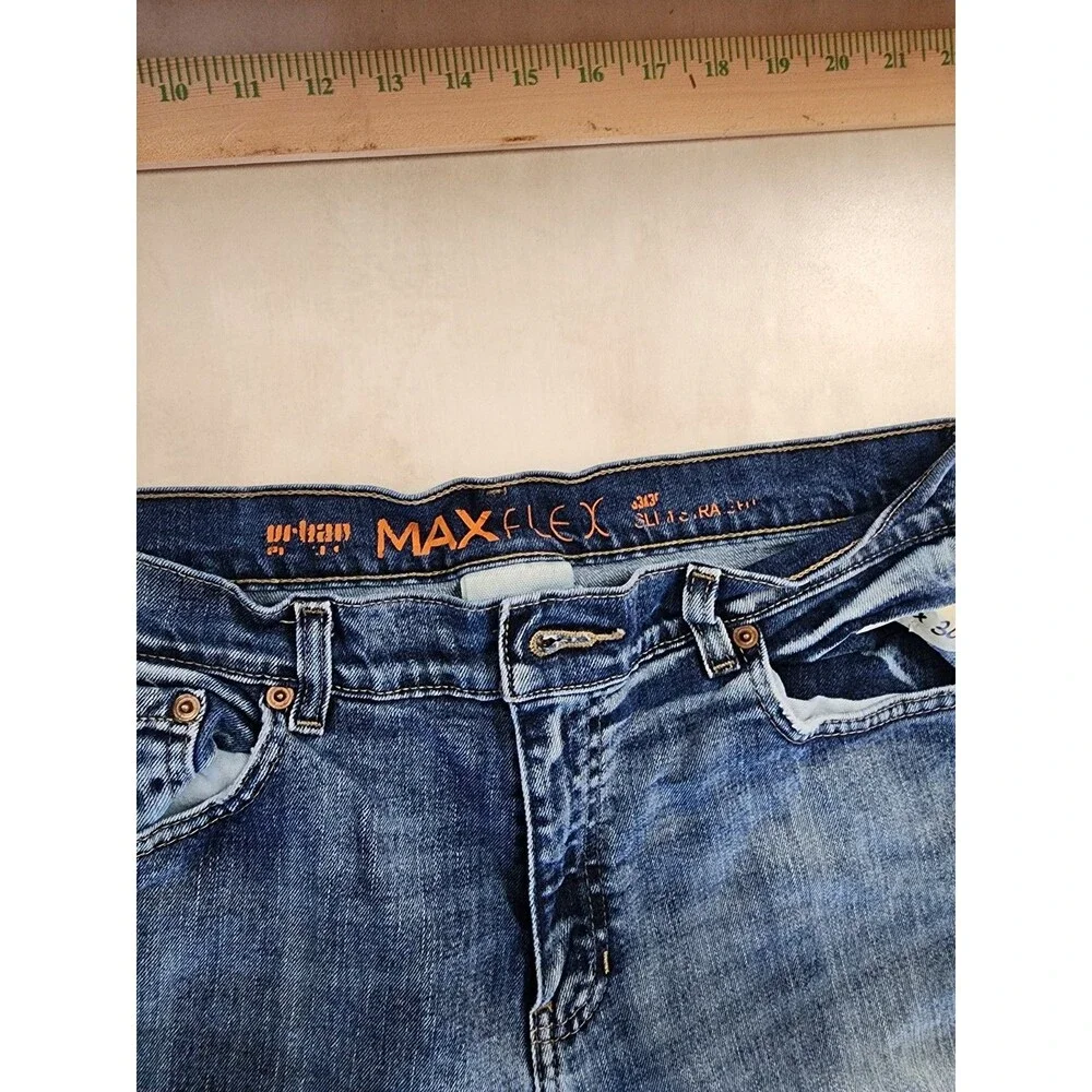 Urban Pipeline MaxFlex Athletic Jeans Men’s 33x30 Light Wash Distressed Stretch